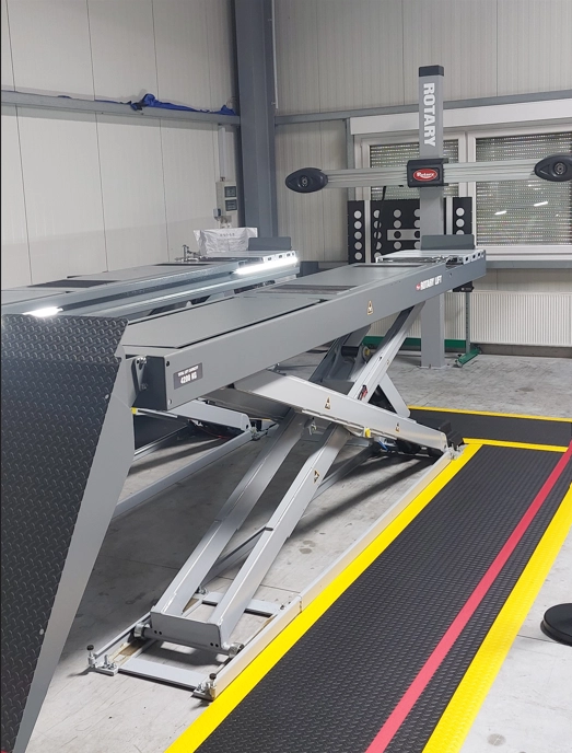 STAHLGRUBER GESELLSCHAFTER-STIFTUNG erweitert Schulungsangebot um 3D-Achsvermessung